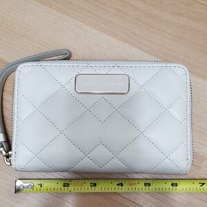 Marc by Marc Jacob’s Leche Quilted wallet/ wristlet